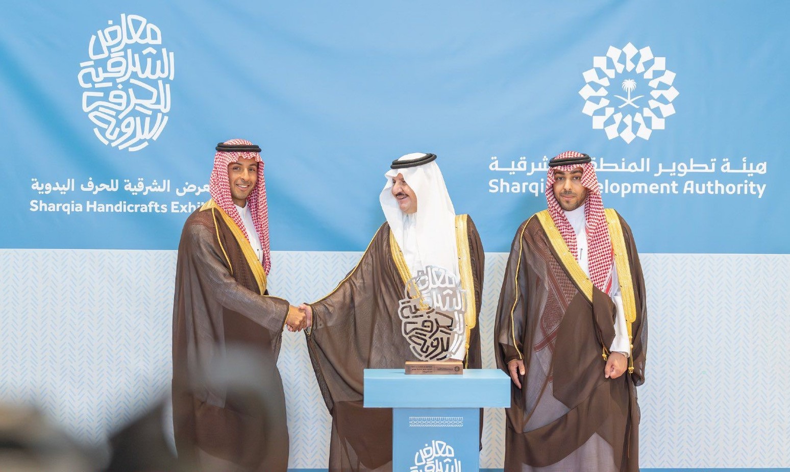 بالشراكة مع مجموعة اليمامة القابضة.. هيئة تطوير المنطقة الشرقية تطلق مبادرة "حرفيون" لدعم الحرفيين وتعزيز الاقتصاد الإبداعي 2025م
